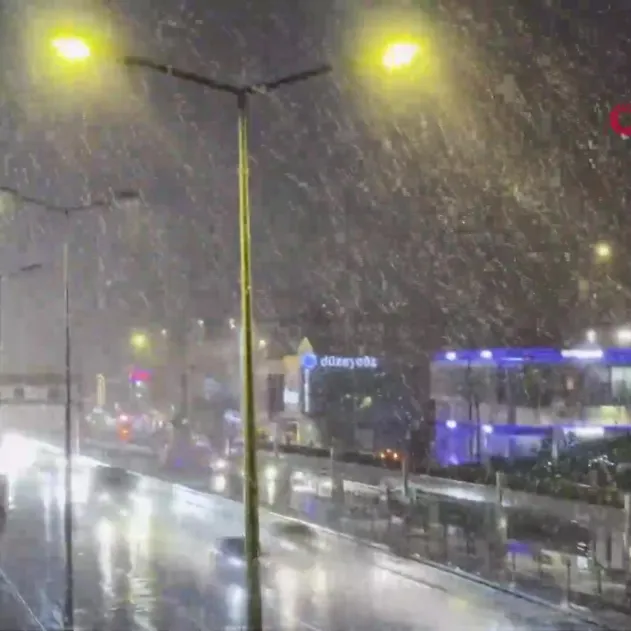 İstanbul’da kar yağışı başladı