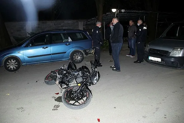 duzcede-polisin-dur-ihtarina-uymayan-surucu-gizlendigi-depoda-yakalandi-1590360294039.jpeg Düzce'de polisin 'dur' ihtarına uymayan sürücü gizlendiği depoda yakalandı-3