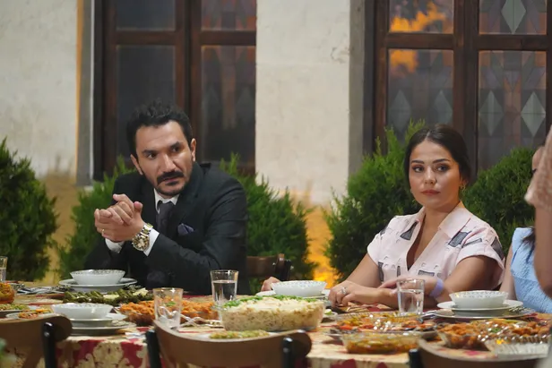 kalp-yarasi-5-bolum-canli-izle-atv-dizisi-kalp-yarasi-son-bolum-izle-1627925866388.jpg Kalp Yarası 5. bölüm canlı izle! ATV dizisi Kalp Yarası son bölüm izle-6