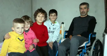 Hakkari Yüksekovada evlerini yılanların istila etmesi üzerinde yeni ev yapılan aile rahatladı