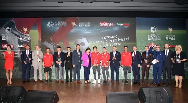 genclik-ve-spor-bakani-mehmet-muharrem-kasapoglu-turk-futbolunu-zirveye-tasiyacagiz-1635380219837.jpeg Gençlik ve Spor Bakanı Mehmet Muharrem Kasapoğlu: Türk futbolunu zirveye taşıyacağız-5