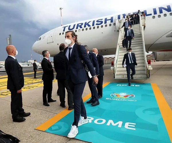 Milli Takım Teknik Direktörü Şenol Güneş'ten iddialı mesajlar: Öncekiler tarih yazdı şimdi geleceği yapabiliriz-10