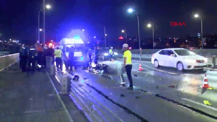 Haliç Köprüsü’nde motosiklet İBB’nin yol temizleme aracına çarptı: 1 ölü