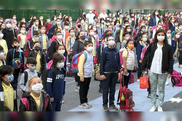 Son dakika: Koronavirüs yüzünden kaç sınıf yüz yüze eğitime ara verdi? Milli Eğitim Bakanı Mahmut Özer açıkladı!-4