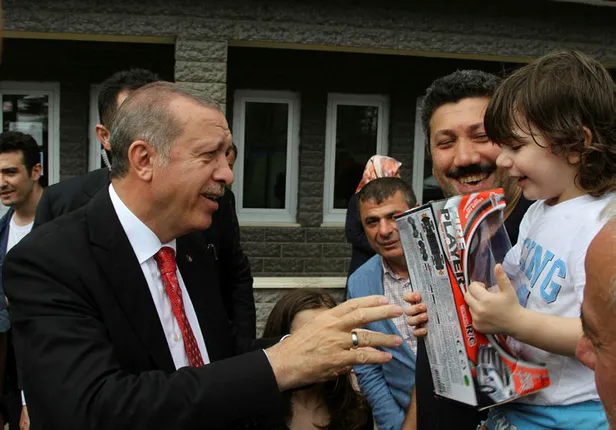 Cumhurbaşkanı Erdoğan, Rize'deki ziyaretlerine devam etti-1