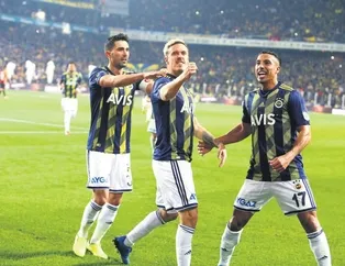 3 kulübün hedefi Max Kruse