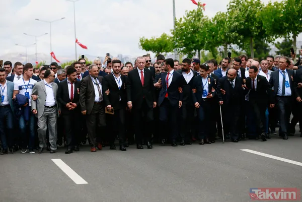 Başkan Erdoğan 15 Temmuz Demokrasi ve Milli Birlik Günü'nde milletle omuz omuza! - 10