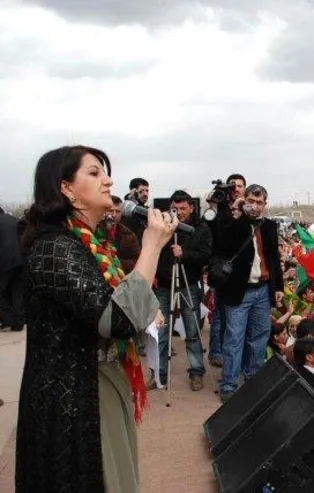 Sırtını Kandil'deki teröristlere dayayan HDP'li Pervin Buldan'dan tehdit dolu sözler!