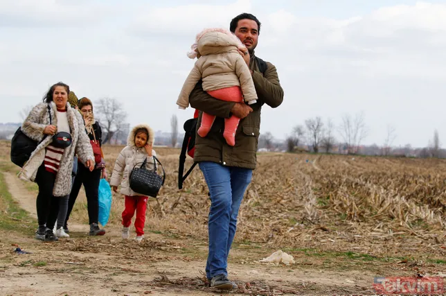 Mülteciler akın akın Yunanistan'a gidiyor! Meriç Nehrini yüzerek geçtiler