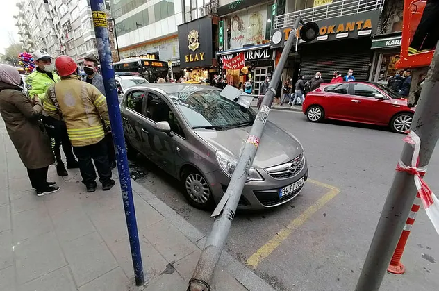 İstanbul'da korku dolu anlar! Facia ucuz atlatıldı
