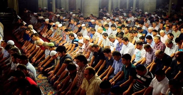 Teravih namazı nasıl kılınır? Teravih namazı kaç rekat?