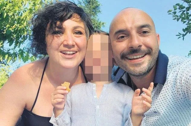 Şafak Susamcıoğlu'ndan eşi Alexandra Lisa Masis hakkında bomba iddialar: Oğluma içki içirip yüzüne esrar dumanı üflüyor