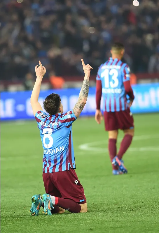 dorukhan-tokoz-icin-surpriz-iddia-real-betis-gundemine-aldi-1654941438141.jpg Dorukhan Toköz için sürpriz iddia! Real Betis gündemine aldı-7