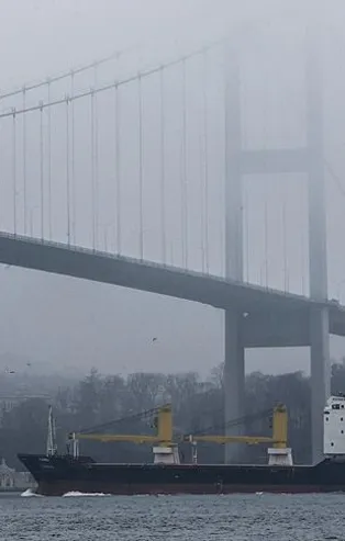 İstanbul Boğazı gemi trafiğine kapatıldı