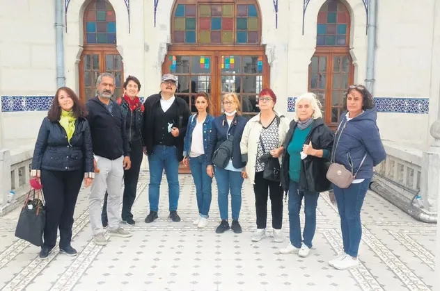 TÜGVA Adalar İlçe Temsilciliği’ni işgal eden CHP'lilerin İBB'den maaş alan bankamatikçiler olduğu ortaya çıktı