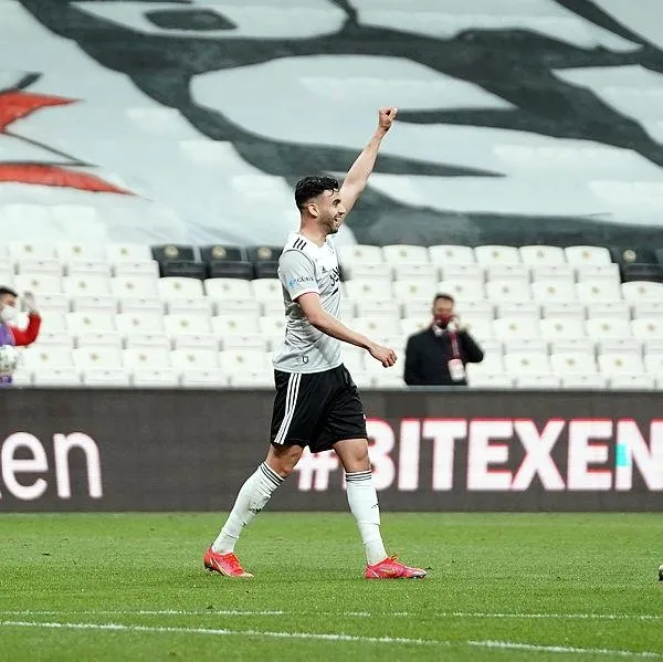 Beşiktaşlı Ghezzal’ın tek rakibi Thomas Müller!