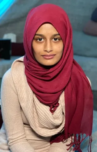 İngiliz Shamima Begum DEAŞ'tan sonra şimdi de tarz değiştirip PKK/YPG'ye katıldı