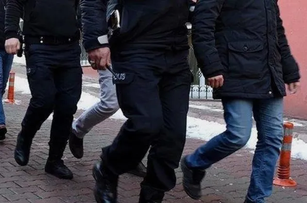Balıkesir'de FETÖ/PDY operasyonu: 4 şüpheli yakalandı