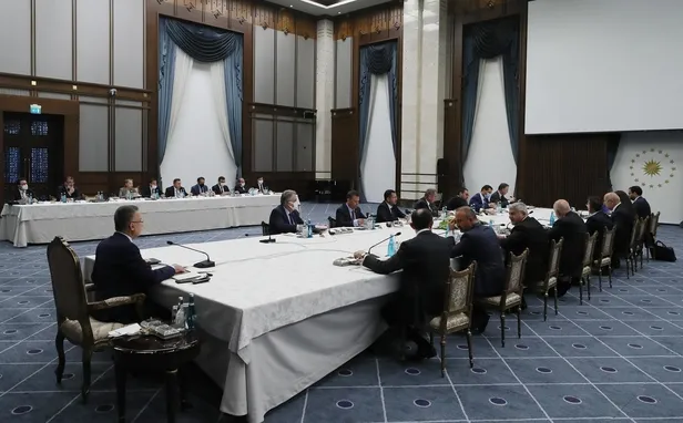 Cumhurbaşkanlığı Külliyesi'nde ihracatın geliştirilmesine yönelik toplantı yapıldı-2