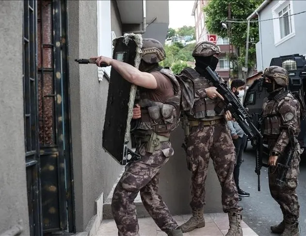 İstanbul’da DEAŞ’a baskın!