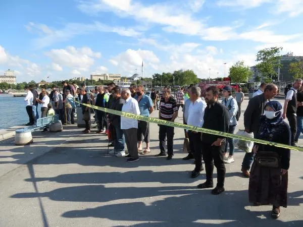 Kadıköy'de şüpheli ölüm: Denizde erkek cesedi bulundu!-4