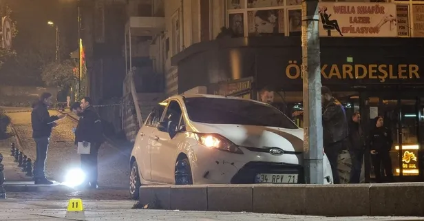 Kartal'da otomobile silahlı saldırı: 2 ölü, 2 yaralı