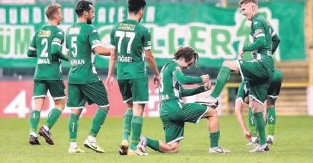 Bursa 3 puanı 3 golle aldı