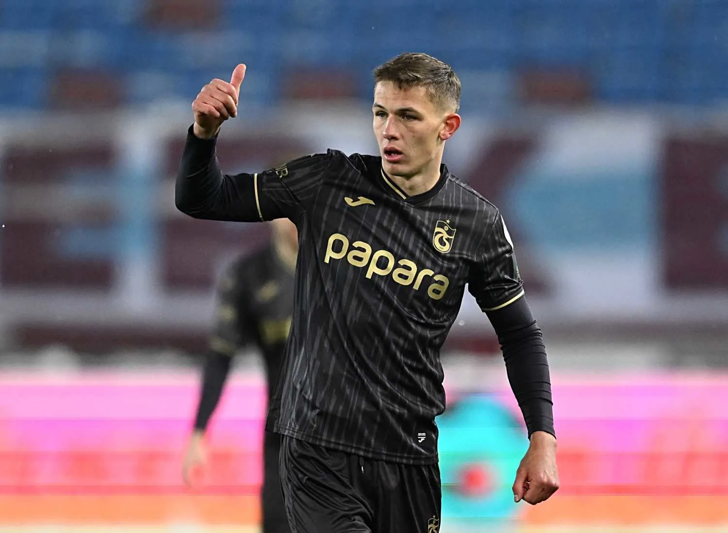 Trabzonspor genç yıldızın transferini bitirdi! 3'lü taarruz başladı - 5