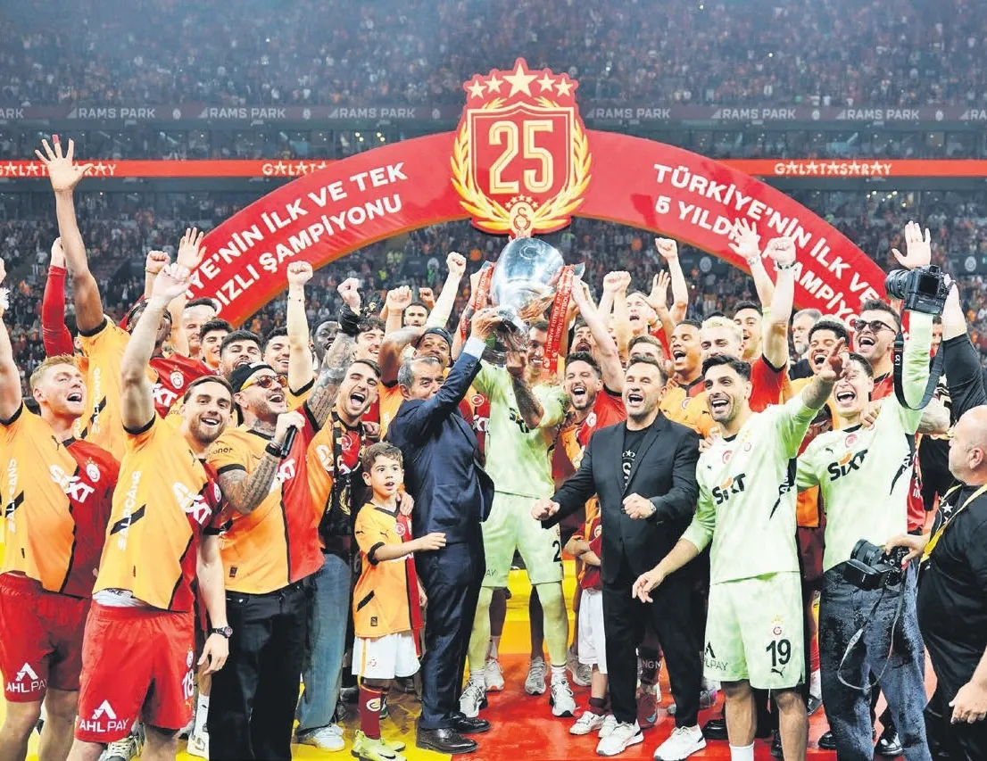 Ve perde açılıyor