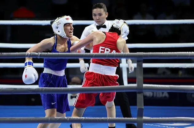 Dünya Kadınlar Boks Şampiyonası'nda Ayşe Çağırır bronz madalyayı garantiledi