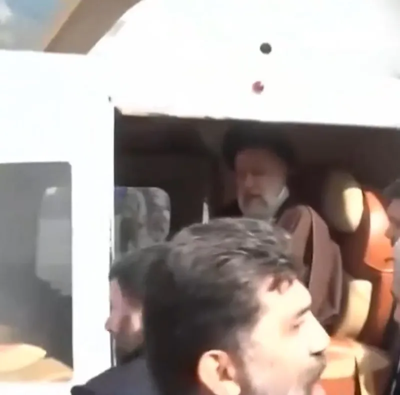 İran Cumhurbaşkanı İbrahim Reisi'nin helikoptere binmeden önceki son görüntüleri yayınlandı!-6