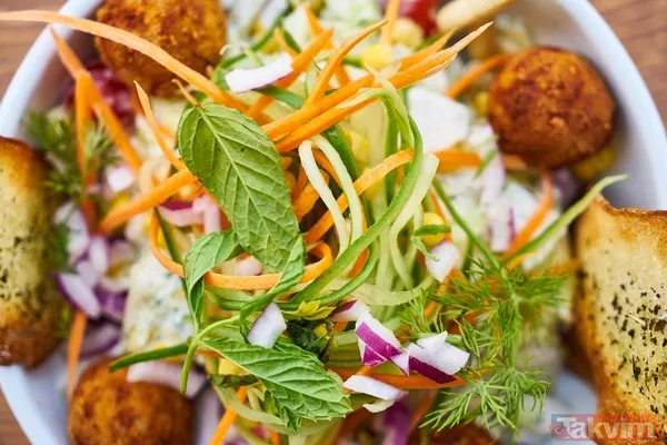 Kışın Kilo Aldıran Hata: İşte Akşam Yemeği İçin En İdeal Saat - 9