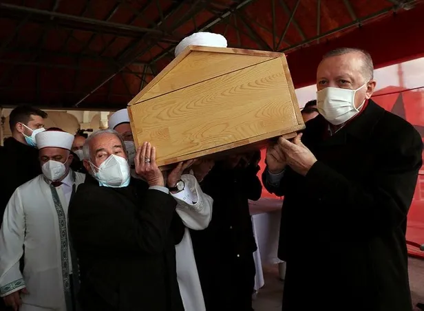 SON DAKİKA: Hafız Abdullah Nazırlı kimdir, kaç yaşındaydı, nereli? Başkan Erdoğan da cenazeye katıldı! Vasiyeti yerine getirdi-5