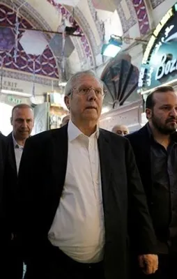 Aziz Yıldırım'a Kapalıçarşı'da Şenol Güneş tepkisi