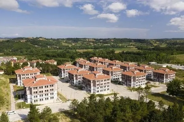 Cumhuriyet tarihinin en büyük sosyal konut projesi: TOKİ İlkevim arsa ve iş yeri başvuruları başladı! İşte başvuru şartları ve detaylar...-10