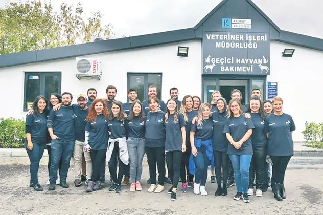 Gulf personeli barınaktaki hayvanları da unutmadı