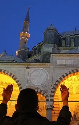 Bugün Miraç Kandili