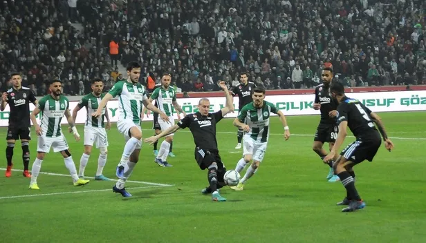 besiktas-giresunspor-karsisinda-iki-onemli-puan-birakti-1650236927756.jpeg Beşiktaş Giresunspor karşısında iki önemli puan bıraktı-6