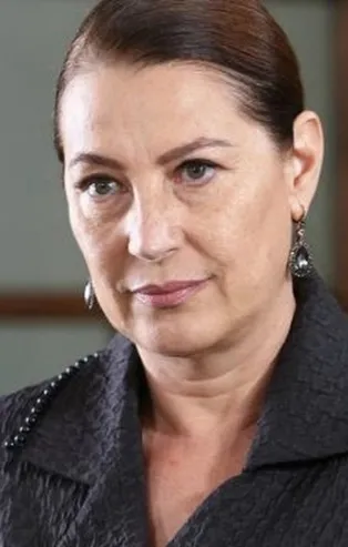 Vahide Perçin kimdir? Bir Zamanlar Çukurova’nın Hünkar Yaman’ı Vahide Perçin diziden ayrıldı mı?