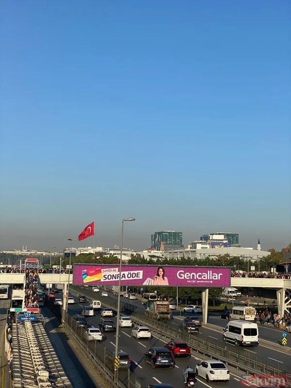 Metrobüs çöktü! Vatandaşlar İBB'ye isyan etti - 9