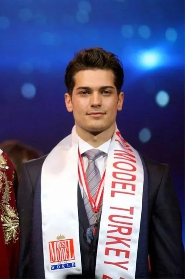 67'lik Semra Özdamar’ın son haline bakın! “Yıllar ona acımamış” Yeşilçam efsanesi Hababam Sınıfı'nın masum yüzlü Semra hocasıydı... - 41