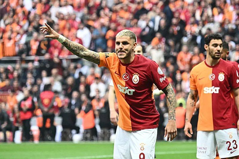 Son dakika transfer haberi! Galatasaray Fenerbahçe'nin eski yıldızının peşinde! Tam 36 milyon euro ödendi... Bu sezon 8 golde adı var - 2