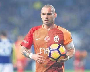 Sneijder’den ters köşe