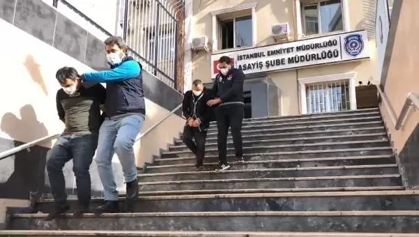 350 bin liralık gasp yalanı! Gerçek araç kamerası görüntüleriyle ortaya çıktı-5
