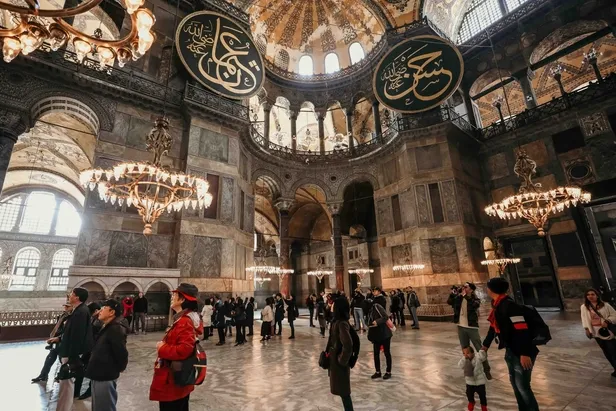 Ayasofya Şarkısı dinle! Ayasofya'nın Dirilişi şarkısını kim yazdı? İşte en güzel Ayasofya şiirleri...-3