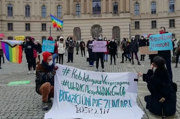 Boğaziçi Üniversitesi'ndeki provokasyona Almanya'daki LGBT üyelerinden destek