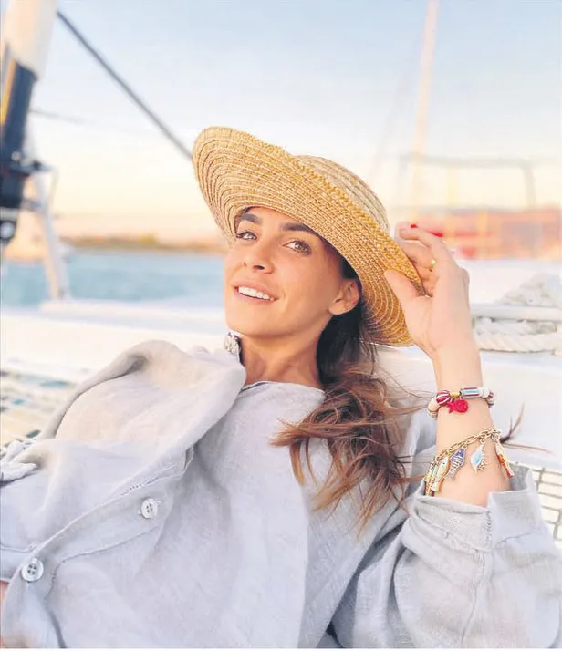 atvnin-yeni-dizisi-bir-kucuk-gun-isigi-izleyiciyle-bulusuyor-saklambac-haberleri-1662322636613.jpg ATV'nin yeni dizisi ‘Bir Küçük Gün Işığı' izleyiciyle buluşuyor | Saklambaç haberleri-5