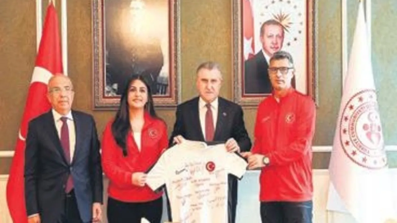 Eczacıbaşı’nda ayrılık!
