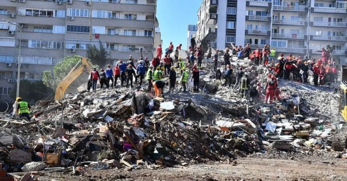 İzmir depreminin üzerinden 1 yıl geçti