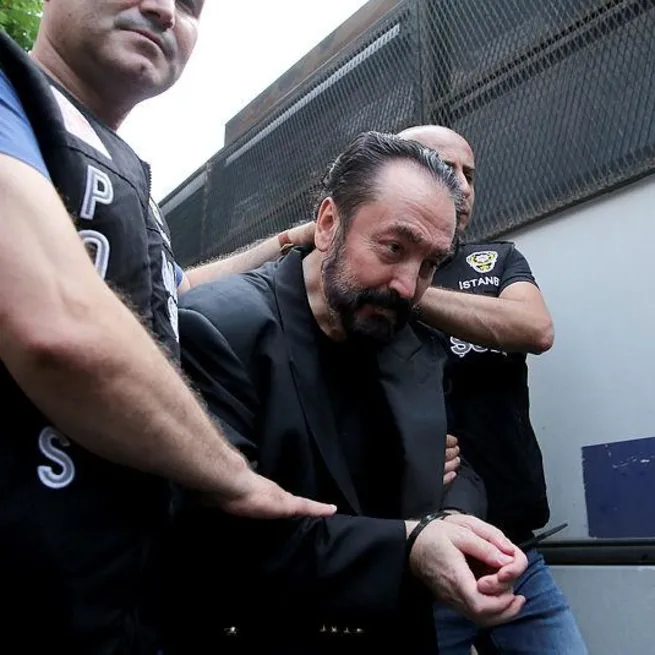 Adnan Oktar organize suç örgütü davasında gerekçeli karar açıklandı! Masonlar ve tapınak sövalyeleriyle temas ve cinsel suçlar...